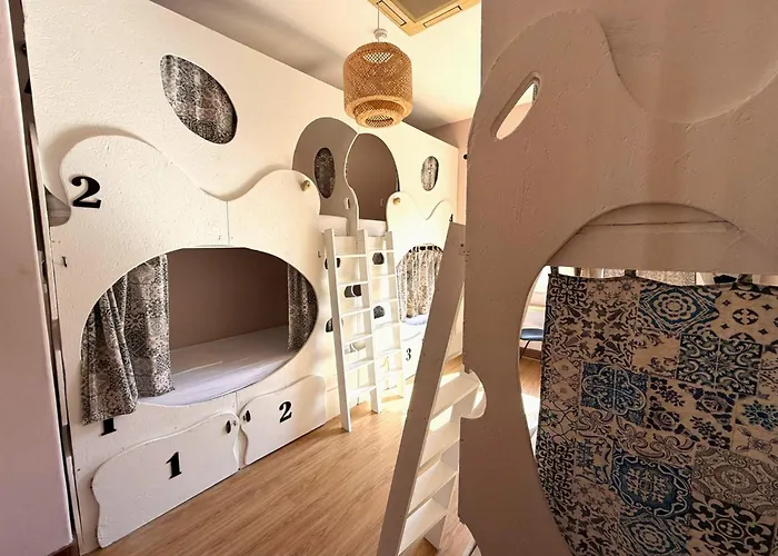 Sunset DestinationHostal